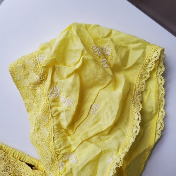 FREE PEOPLE Beautiful Fleurs Embroidered Lace Top - XS - Picture 7 of 7